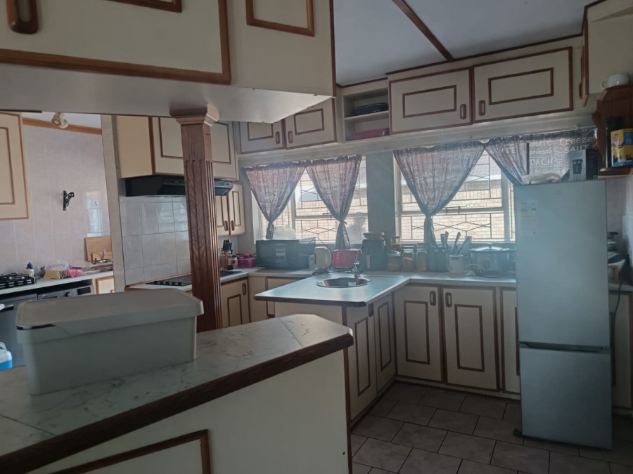 3 Bedroom Property for Sale in Royldene Northern Cape